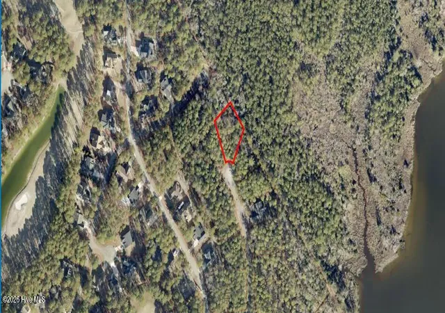 Photo 3 of Land for sale at 912 River Reach Ct, New Bern, NC 28560 | MLS# 100560250 | Listing updated on 2026-08-17