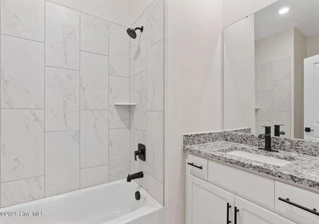 Photo 16 of Single family home for sale at 126 Cmns View Dr, Hampstead, NC 28443 | MLS# 100596367 | Listing updated on 2026-08-18