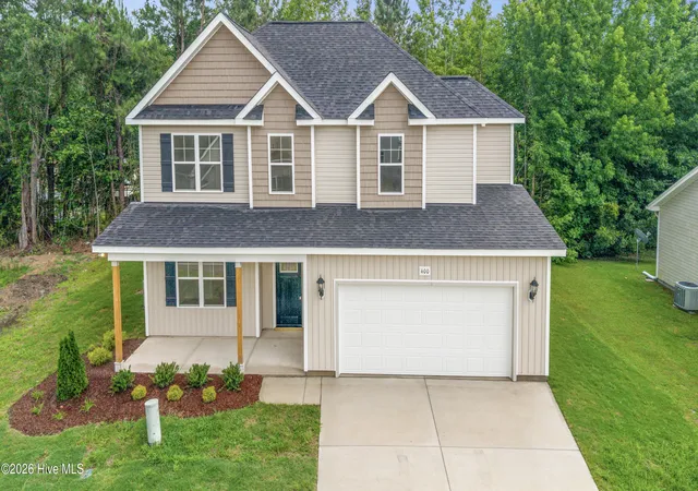 Homes for sale in New Bern, NC | 400 Stone Hawk Ln, New Bern, NC 28560 | MLS# 100543485