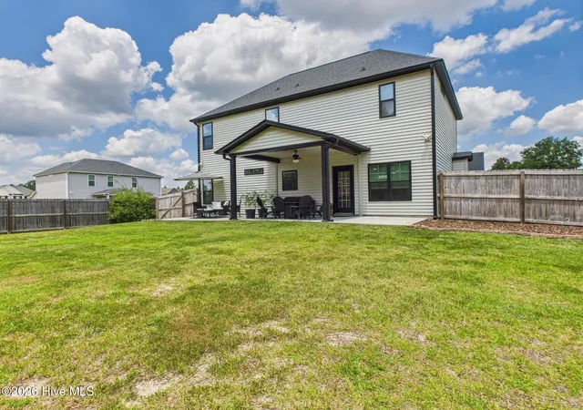 Photo 5 of Single family home for sale at 1507 Mulberry Pl, Aberdeen, NC 28315 | MLS# 100593449 | Listing updated on 2026-08-18