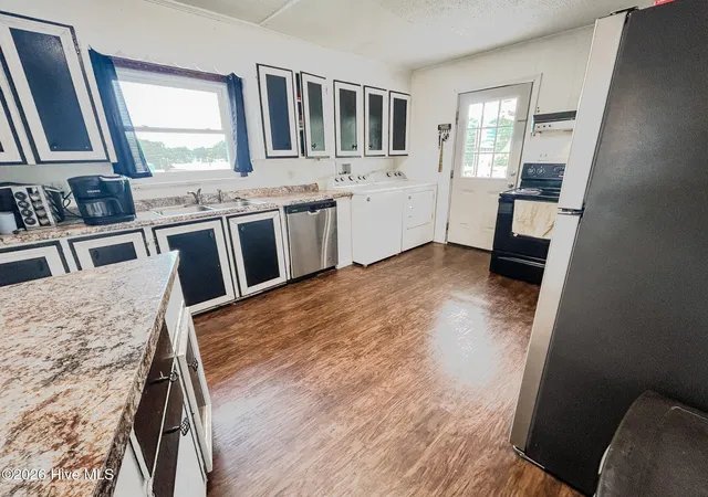 Photo 4 of Single family home for sale at 47 Hatchett St, Murphy, NC 28906 | MLS# 100581285 | Listing updated on 2026-08-18