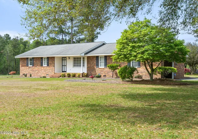 Homes for sale in Wallace, NC | 6542 S Nc 41 Hwy, Wallace, NC 28466 | MLS# 100565576