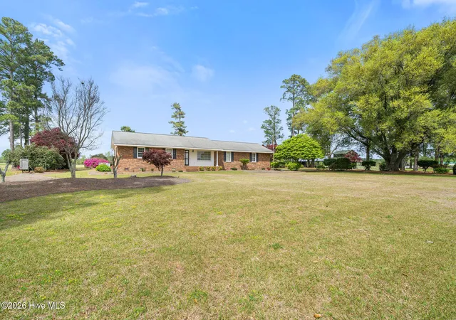 Homes for sale in Wallace, NC | 6542 S Nc 41 Hwy, Wallace, NC 28466 | MLS# 100565576