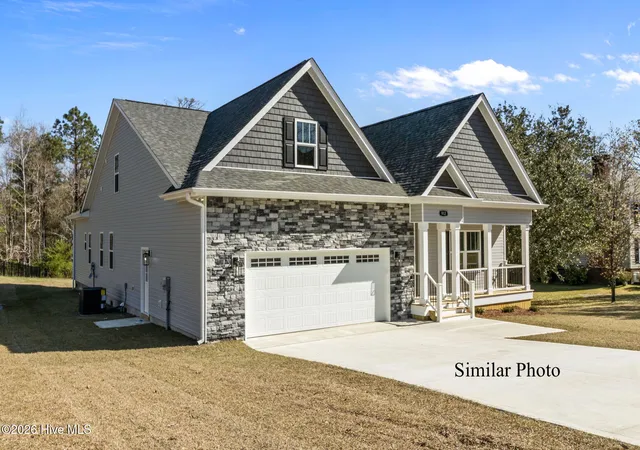 Photo 3 of Single family home for sale at 120 Holland Farm Rd, Swansboro, NC 28584 | MLS# 100593208 | Listing updated on 2026-09-08