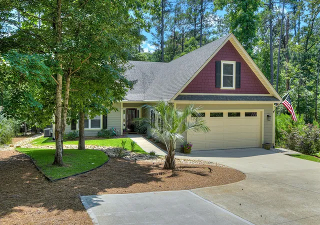 Photo 1 of Single family home for sale at 170 Grandview Dr, Mc Cormick, SC 29835 | MLS# 541933 | Listing updated on 2025-07-10