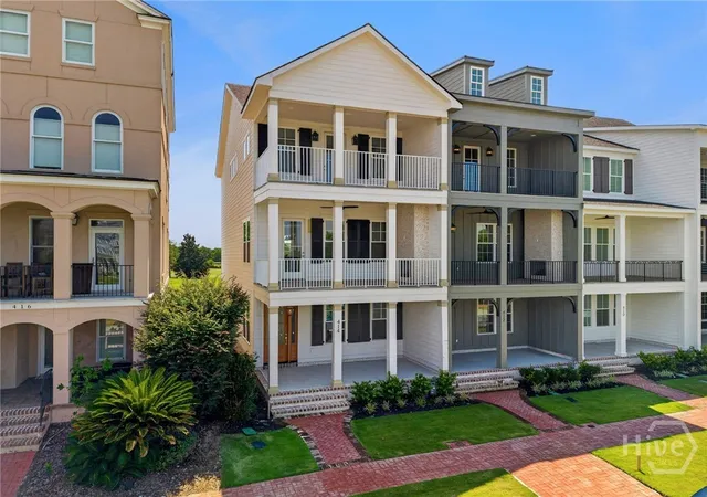 Photo 2 of Single family home for sale at 414 Legends Ct, Savannah, GA 31401 | MLS# SA354774 | Listing updated on 2026-08-28