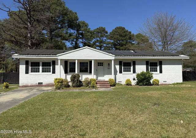 1st image of 323 Cardinal Rd, Jacksonville, NC 28546 | MLS# 100554228