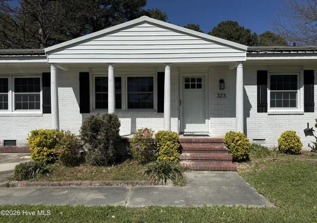 2nd image of 323 Cardinal Rd, Jacksonville, NC 28546 | MLS# 100554228