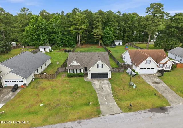 Homes for sale in Hubert, NC | 512 Blackberry Ct, Hubert, NC 28539 | MLS# 100583473