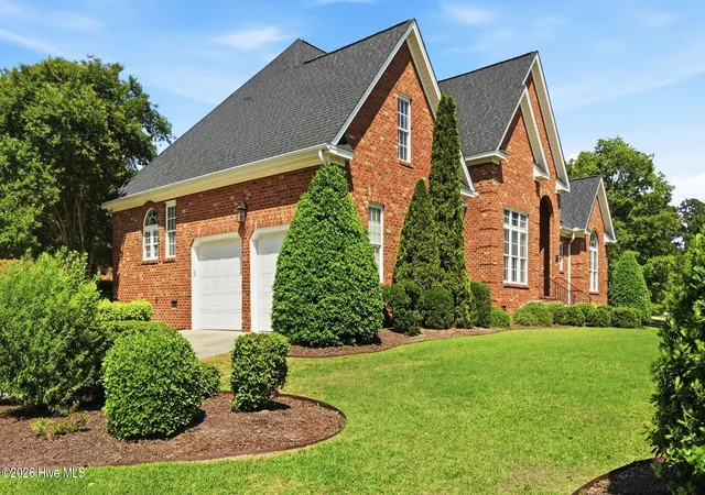 Photo 4 of Single family home for sale at 2025 Cornerstone Dr, Winterville, NC 28590 | MLS# 100570432 | Listing updated on 2026-08-18