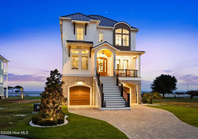 Photo 2 of Single family home for sale at 402 Kensington Pl, Newport, NC 28570 | MLS# 100589983 | Listing updated on 2026-09-14