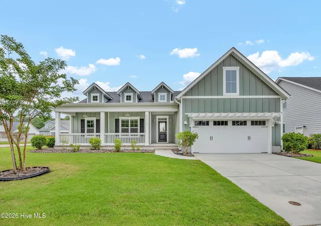 Photo 1 of Single family home for sale at 5613 Claremont Ct, Wilmington, NC 28409 | MLS# 100582767 | Listing updated on 2026-09-03