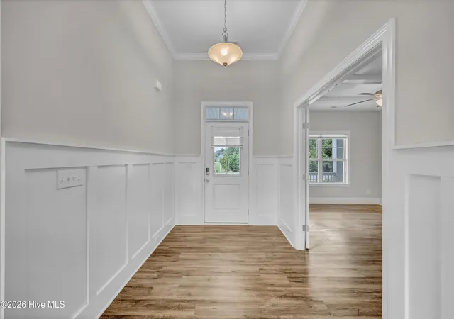 Photo 4 of Single family home for sale at 5613 Claremont Ct, Wilmington, NC 28409 | MLS# 100582767 | Listing updated on 2026-09-03