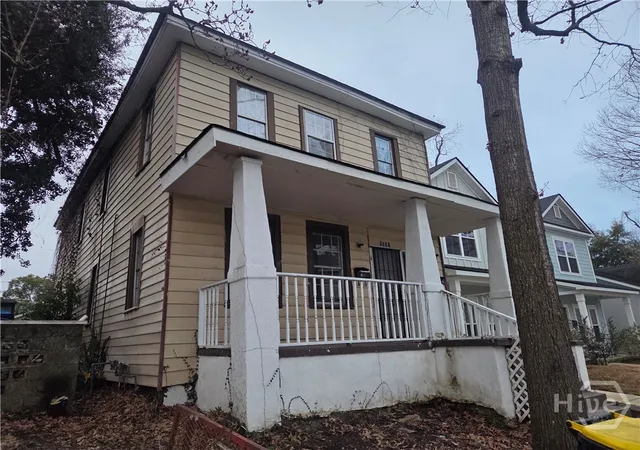 Listing Photo 3 - Condo for sale in building located at 1207 E Bolton St, Savannah, GA 31404