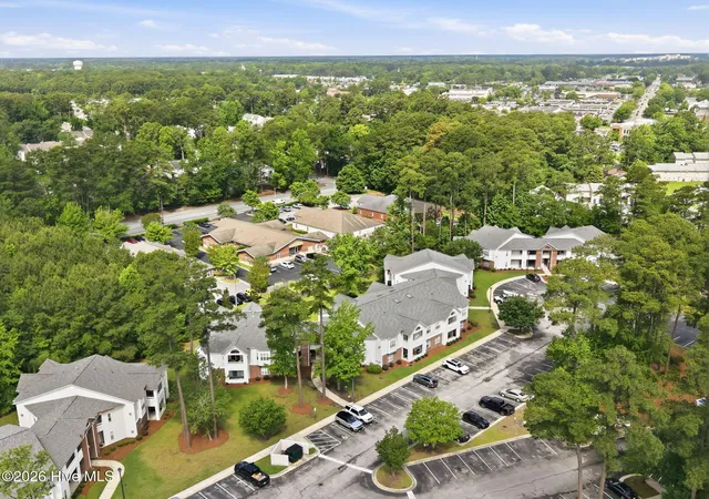 2nd image of 1115 Turtle Creek Rd, Greenville, NC 27858