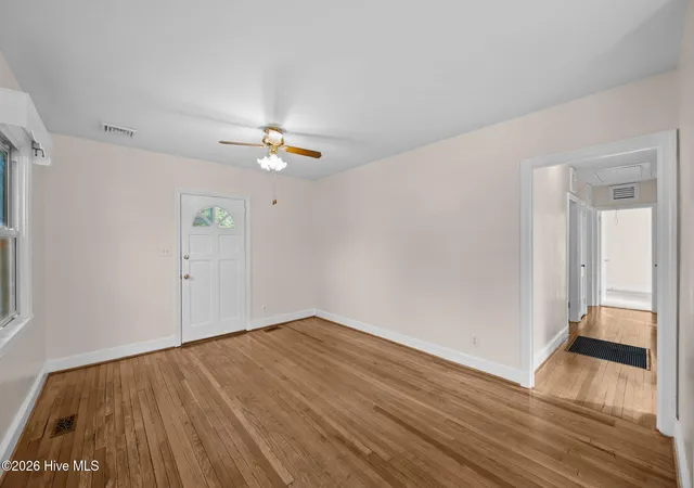 4th image of 1603 Oakwood Ave, New Bern, NC 28560 | MLS# 100548230