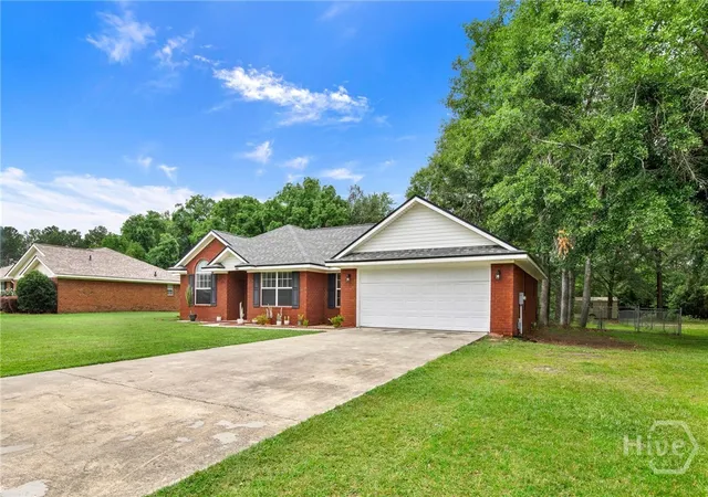 Photo 4 of Single family home for sale at 302 Rd Atlanta, Bloomingdale, GA 31302 | MLS# SA358579 | Listing updated on 2026-09-08