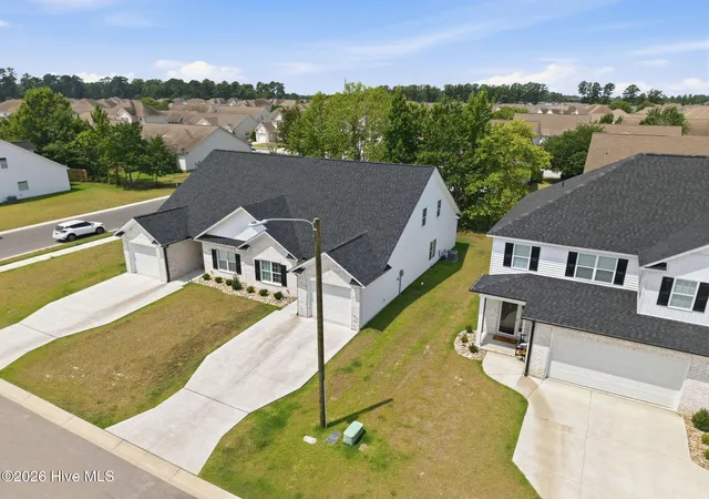Homes for sale in Greenville, NC | 2124 Dartford Dr #B, Greenville, NC 27834 | MLS# 100587641