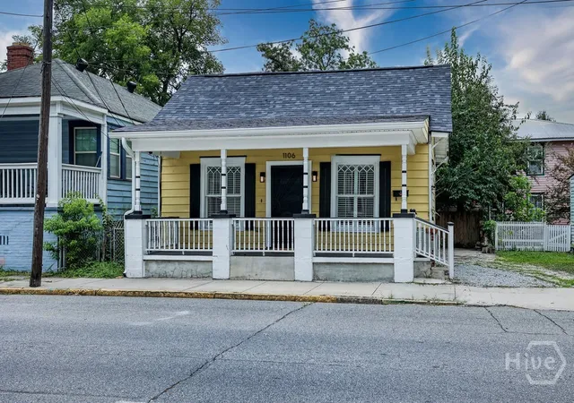Photo 34 of Single family home for sale at 1106 E Broad St, Savannah, GA 31401 | MLS# SA361719 | Listing updated on 2026-08-04