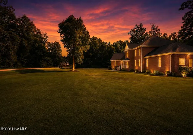 Homes for sale in Winterville, NC | 4000 Sterling Trace Dr, Winterville, NC 28590 | MLS# 100584517