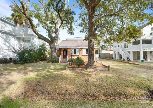 Homes for sale in Tybee Island, GA | 912 Jones Ave, Tybee Island, GA 31328 | MLS# SA350289