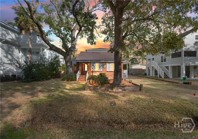 Homes for sale in Tybee Island, GA | 912 Jones Ave, Tybee Island, GA 31328 | MLS# SA350289