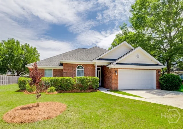 Homes for sale in Bloomingdale, GA | 507 Cobblestone Cir, Bloomingdale, GA 31302 | MLS# SA342060