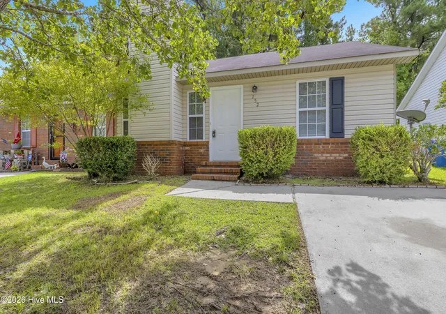 Photo 3 of Townhouse for sale at 152 Brenda Dr, Jacksonville, NC 28546 | MLS# 100590944 | Listing updated on 2026-08-18
