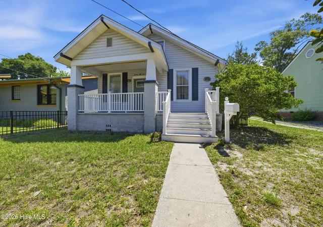 Photo 1 of Single family home for sale at 2055 Washington St, Wilmington, NC 28401 | MLS# 100580447 | Listing updated on 2026-08-24