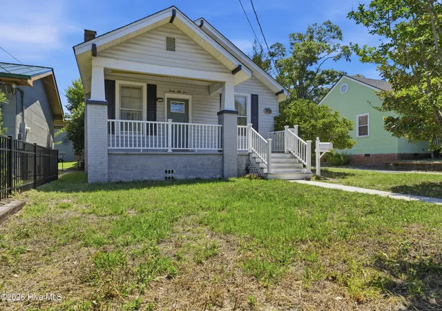 Photo 2 of Single family home for sale at 2055 Washington St, Wilmington, NC 28401 | MLS# 100580447 | Listing updated on 2026-08-24