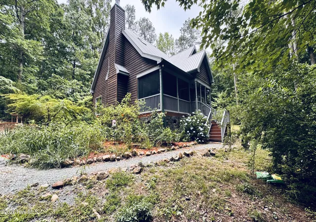 Homes for sale in Chapel Hill, NC | 240 Mcgregor Woods Rd, Chapel Hill, NC 27517 | MLS# 100580272