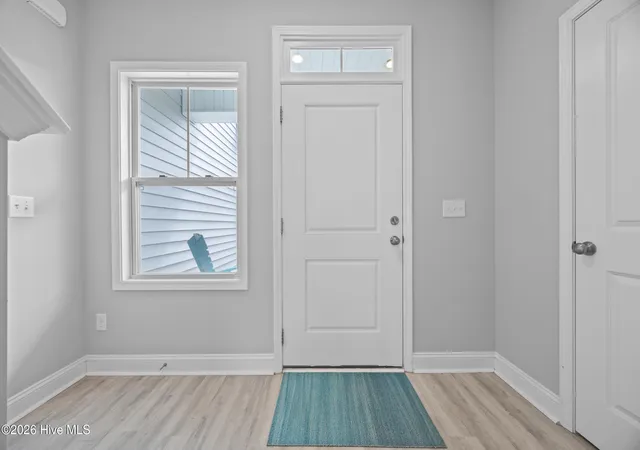 Photo 3 of Single family home for sale at 4633 Ballast Dr, Wilmington, NC 28405 | MLS# 100572370 | Listing updated on 2026-08-26