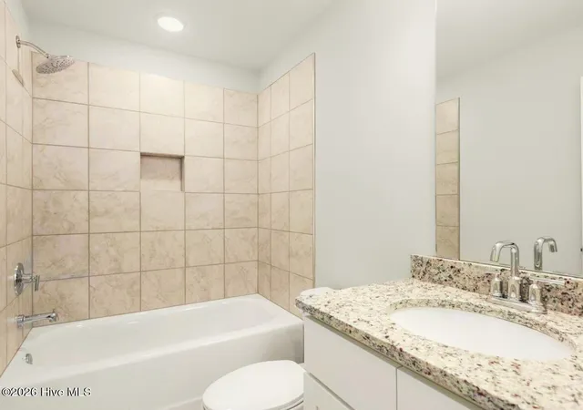 Photo 4 of Single family home for sale at 1171 N Caswell Ave, Southport, NC 28461 | MLS# 100590414 | Listing updated on 2026-08-18