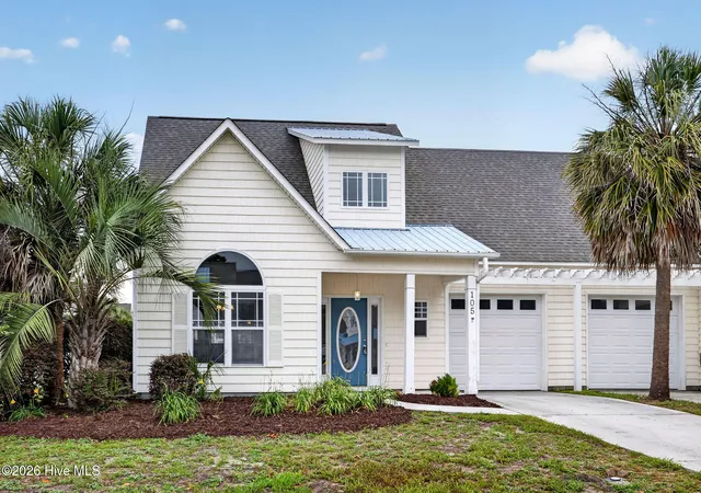 Photo 3 of Townhouse for sale at 105 Phoebee Ct, Hampstead, NC 28443 | MLS# 100582871 | Listing updated on 2026-09-10