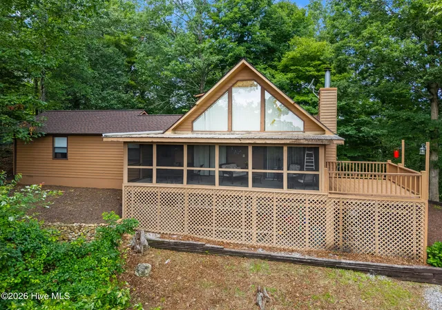 Photo 2 of Single family home for sale at 620 Cardinal Rd, Murphy, NC 28906 | MLS# 100586926 | Listing updated on 2026-08-18