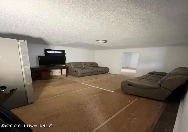 Photo 4 of Single family home for sale at 582 Five Mile Rd, Richlands, NC 28574 | MLS# 100565652 | Listing updated on 2026-08-18