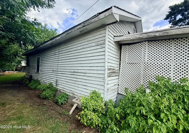 Photo 2 of Single family home for sale at 117 E Church St, Bethel, NC 27812 | MLS# 100590105 | Listing updated on 2026-09-11