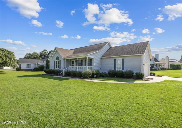 Photo 3 of Single family home for sale at 200 Woodcroft Dr, Goldsboro, NC 27534 | MLS# 100589999 | Listing updated on 2026-09-22
