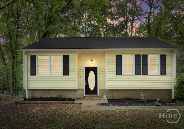 Homes for sale in Watkinsville, GA | 88 Cedar Dr, Watkinsville, GA 30677 | MLS# CL356549