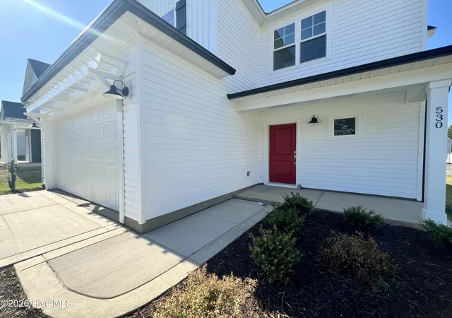 Photo 4 of Single family home for sale at 530 Bartley St, Vass, NC 28394 | MLS# 100574506 | Listing updated on 2026-08-18