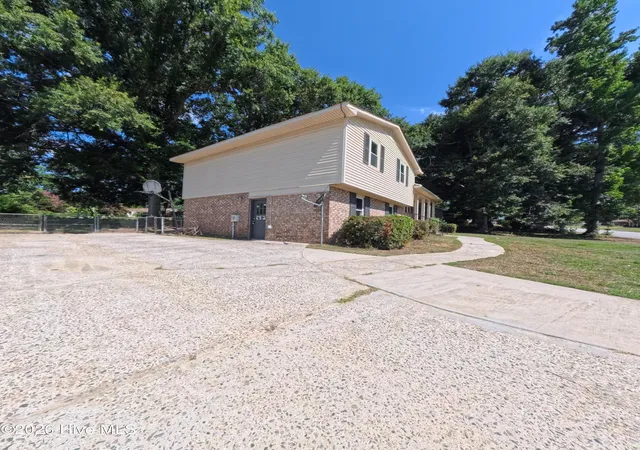 Photo 3 of Single family home for sale at 141 Griswood Dr, Augusta, GA 30907 | MLS# 100589561 | Listing updated on 2026-08-18
