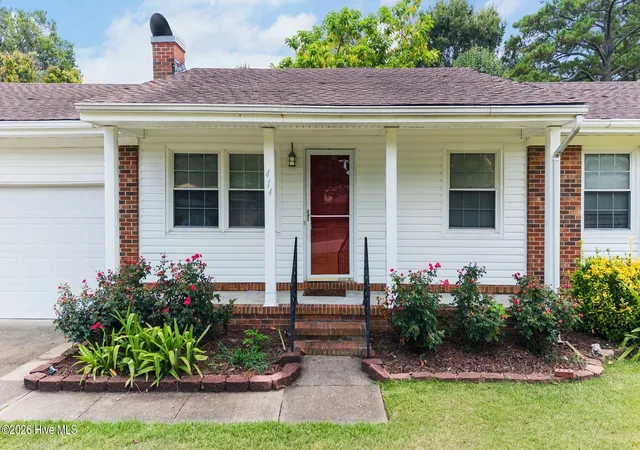 2nd image of 414 Thomas Dr, Jacksonville, NC 28546 | MLS# 100587370