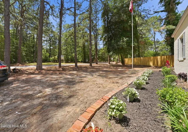 Photo 3 of Single family home for sale at 4084 Youngs Rd, Southern Pines, NC 28387 | MLS# 100574105 | Listing updated on 2026-08-18