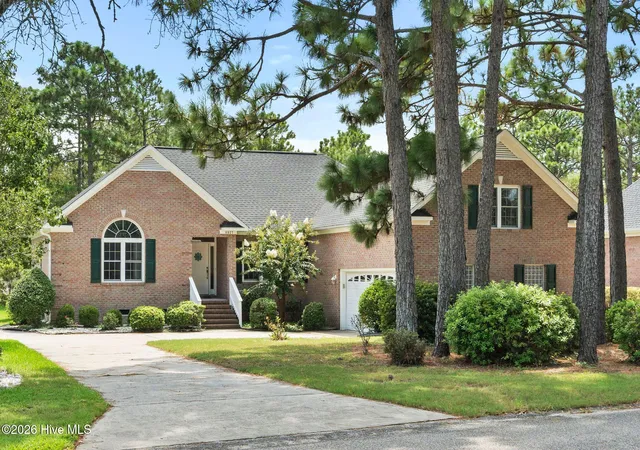 Photo 1 of Single family home for sale at 8927 Sedgley Dr, Wilmington, NC 28412 | MLS# 100599610 | Listing updated on 2026-09-14