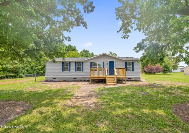 Photo 1 of Manufactured home for sale at 64 Outfield Dr, Bladenboro, NC 28320 | MLS# 100592488 | Listing updated on 2026-08-18