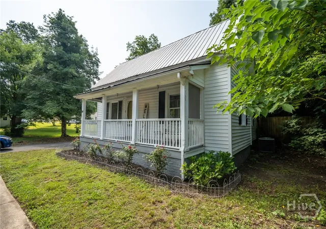 Homes for sale in Commerce, GA | 64 Madison St, Commerce, GA 30529 | MLS# CL359516