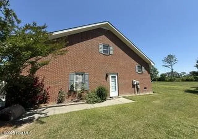 Photo 3 of Single family home for sale at 115 Pine St, Camden, NC 27921 | MLS# 100573057 | Listing updated on 2026-08-18