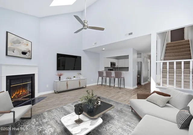 Photo 4 of Single family home for sale at 6211 Wrightsville Ave #Apt 102, Wilmington, NC 28403 | MLS# 100588919 | Listing updated on 2026-08-31