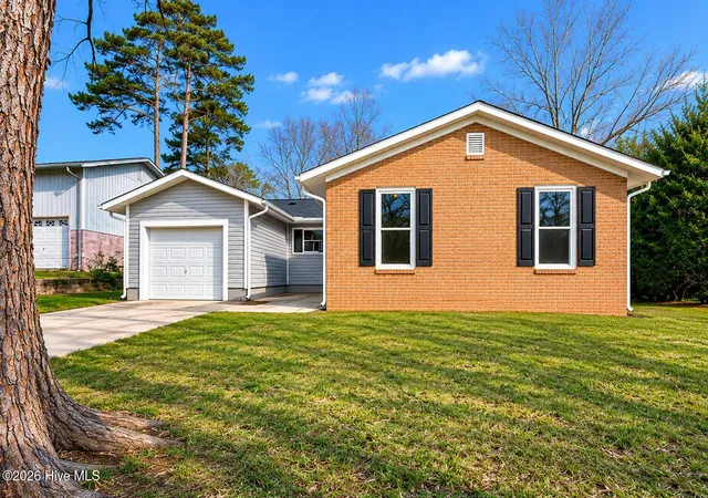 Homes for sale in Jacksonville, NC | 119 Shadow Brook Dr, Jacksonville, NC 28546 | MLS# 100561992