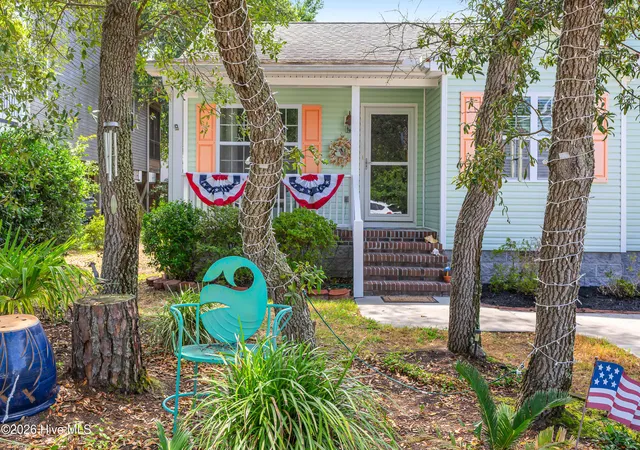 Homes for sale in Oak Island, NC | 145 Nw 10th St, Oak Island, NC 28465 | MLS# 100587776